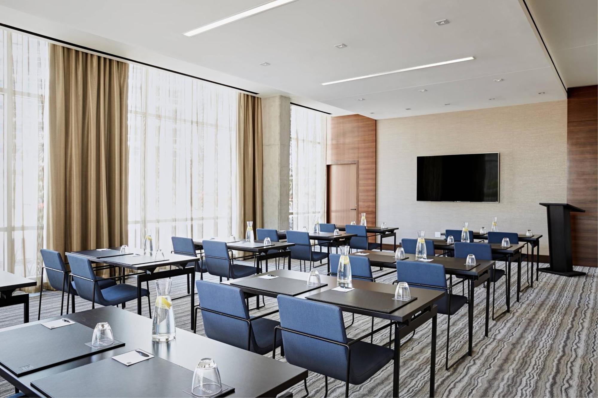 Ac Hotel By Marriott Phoenix Tempe/Downtown Exterior foto